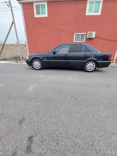 Mercedes C 240 1998, 217,870 km - 2.4 l - İmişli