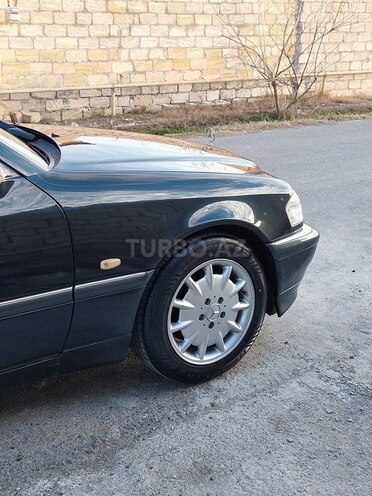 Mercedes C 240 1998, 217,870 km - 2.4 l - İmişli