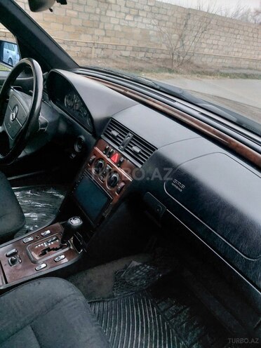 Mercedes C 240 1998, 217,870 km - 2.4 l - İmişli