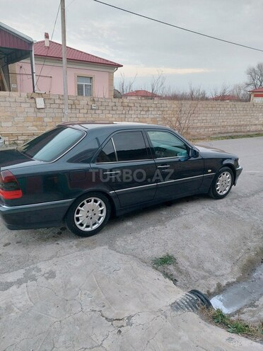 Mercedes C 240 1998, 217,870 km - 2.4 l - İmişli
