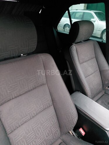 Mercedes C 240 1998, 217,870 km - 2.4 l - İmişli