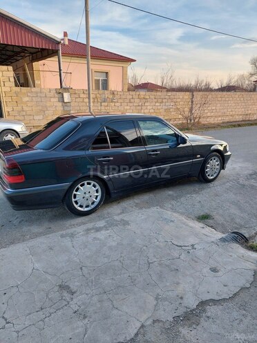 Mercedes C 240 1998, 217,870 km - 2.4 l - İmişli