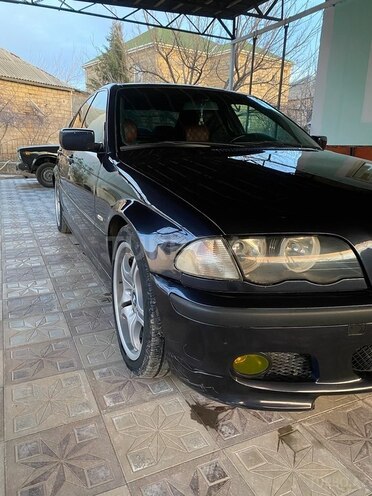 BMW 320 2001, 323,568 km - 2.0 l - Sumqayıt