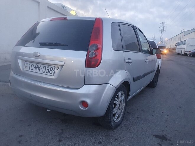 Ford Fiesta 2005, 250,000 km - 1.4 l - Bakı