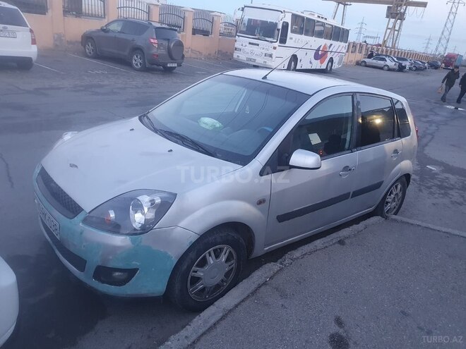 Ford Fiesta 2005, 250,000 km - 1.4 l - Bakı