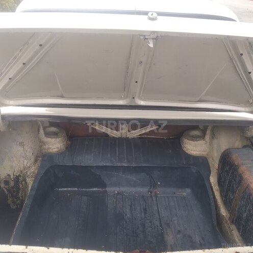 LADA (VAZ) 21011 1986, 24,586 km - 1.5 л - Salyan