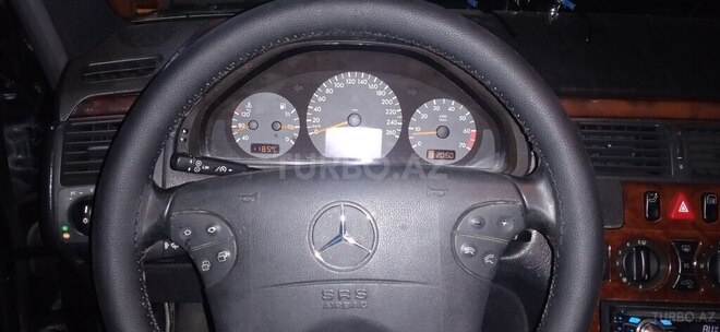 Mercedes E 240 1997, 250,000 km - 2.4 l - Mingəçevir