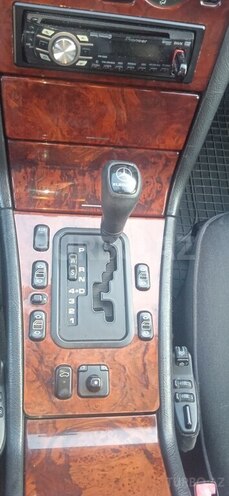 Mercedes E 240 1997, 250,000 km - 2.4 l - Mingəçevir