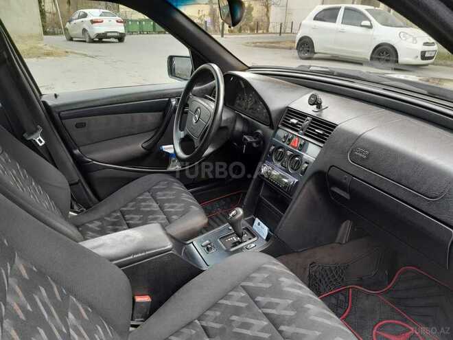 Mercedes C 200 1999, 320,000 km - 2.0 l - Bakı