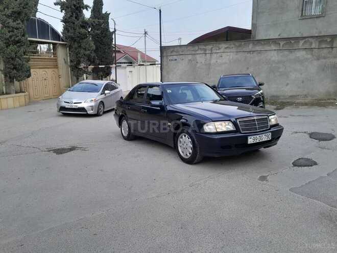 Mercedes C 200 1999, 320,000 km - 2.0 l - Bakı