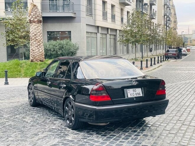 Mercedes C 220 1998, 280,000 km - 2.2 l - Bakı