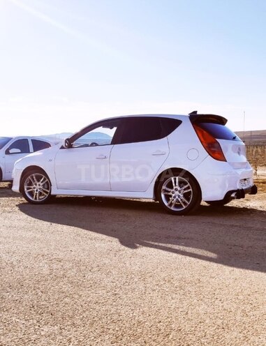 Hyundai i30 2009, 213,000 km - 2.0 l - Bakı
