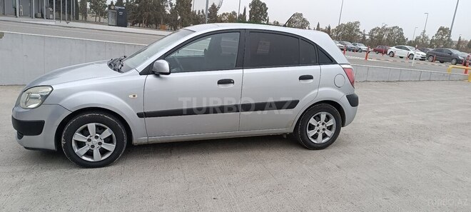 Kia Rio 2005, 264,000 km - 1.4 l - Bakı