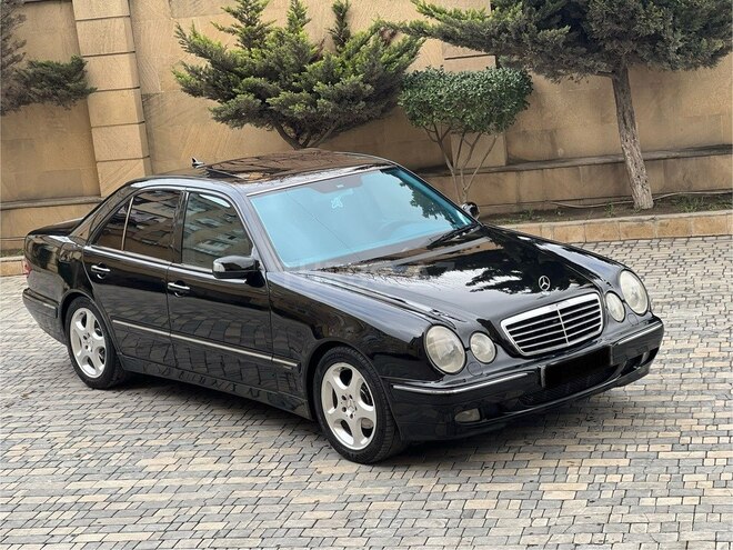 Mercedes E 240 2000, 360,500 km - 2.6 л - Bakı