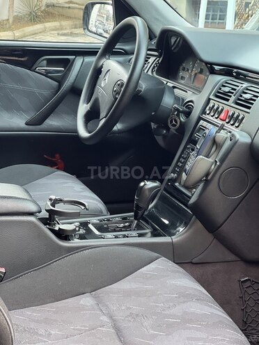 Mercedes E 240 2000, 360,500 km - 2.6 л - Bakı