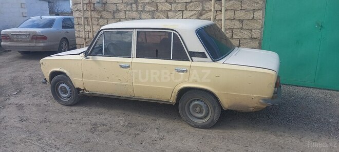 LADA (VAZ) 21011 1979, 81,108 km - 1.3 l - Salyan