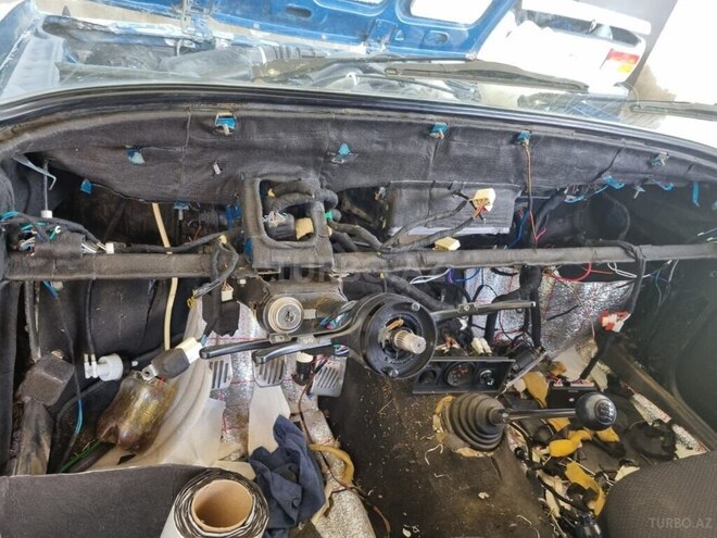 LADA (VAZ) 2107 2008, 80,000 km - 1.6 л - Salyan