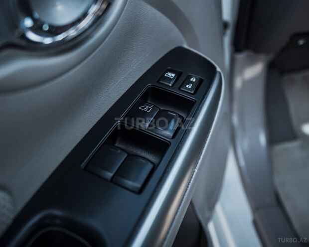 Nissan Sunny 2014, 171,658 km - 1.5 л - Bakı