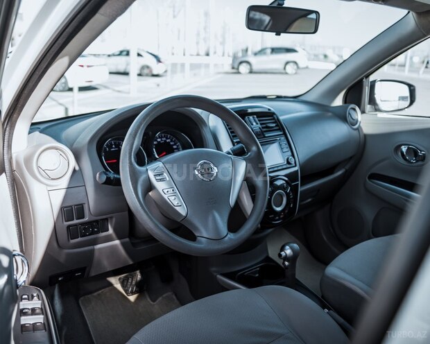 Nissan Sunny 2014, 171,658 km - 1.5 л - Bakı