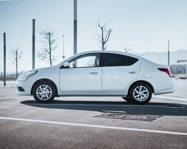 Nissan Sunny 2014, 171,658 km - 1.5 л - Bakı