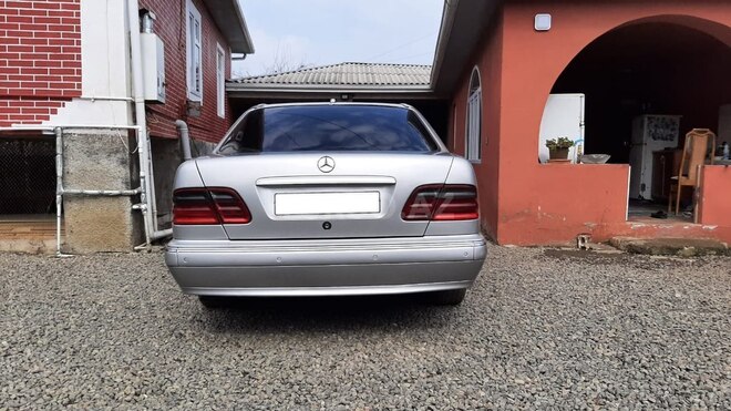 Mercedes E 320 2000, 830,000 km - 3.2 l - Lənkəran