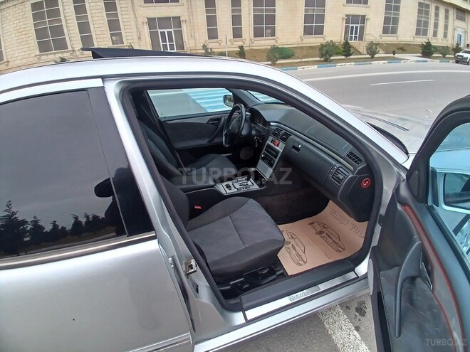Mercedes E 220 2000, 342,112 km - 2.2 l - Sumqayıt