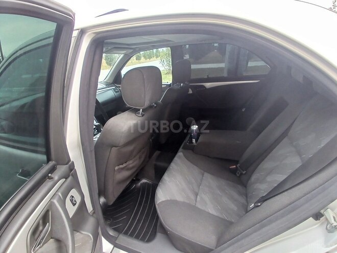Mercedes E 220 2000, 342,112 km - 2.2 l - Sumqayıt