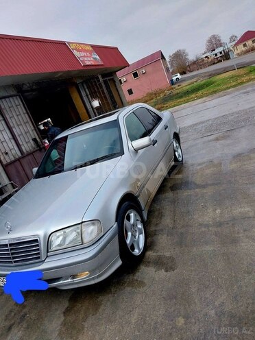 Mercedes C 200 2000, 250,000 km - 0.2 л - Ağstafa