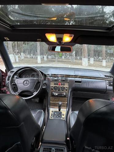 Mercedes E 240 1997, 380,000 km - 2.4 l - Sumqayıt