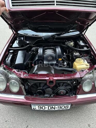 Mercedes E 240 1997, 380,000 km - 2.4 l - Sumqayıt