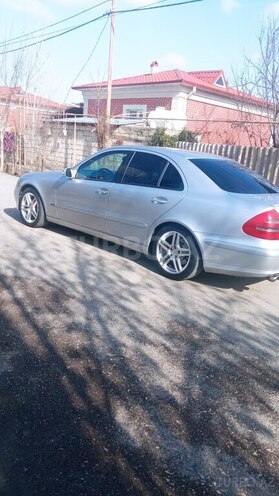 Mercedes E 260 2003, 279,155 km - 2.6 l - Sabirabad