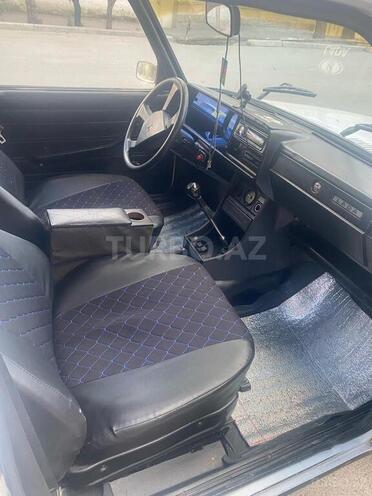 LADA (VAZ) 2107 2006, 99,000 km - 1.6 l - Yevlax