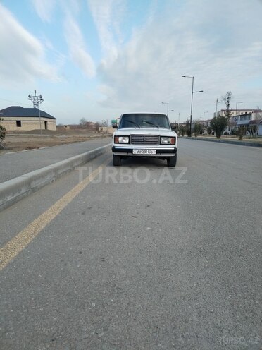LADA (VAZ) 2107 2006, 99,000 km - 1.6 l - Yevlax
