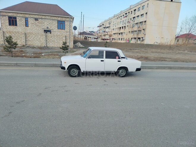LADA (VAZ) 2107 2006, 99,000 km - 1.6 l - Yevlax