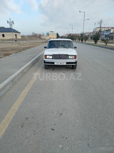 LADA (VAZ) 2107 2006, 99,000 km - 1.6 l - Yevlax
