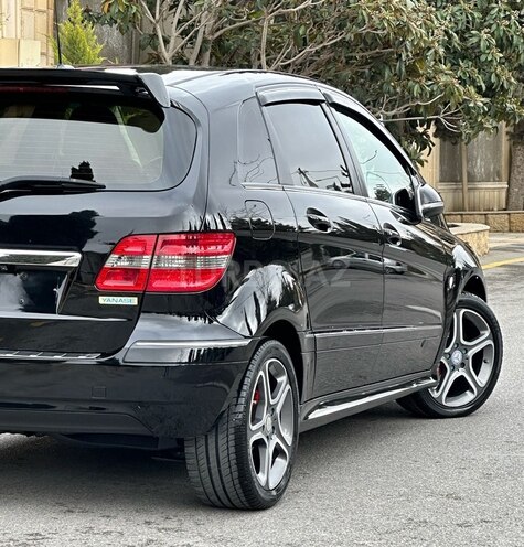 Mercedes B 170 2008, 105,000 km - 1.7 l - Bakı