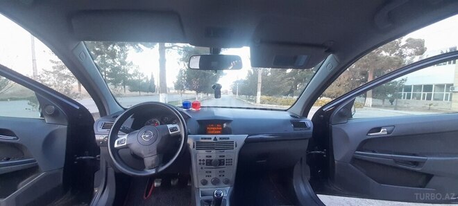 Opel Astra 2009, 234,000 km - 1.4 l - Bakı
