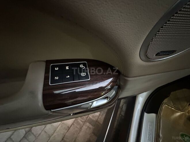 Land Rover Range Rover 2016, 184,000 km - 3.0 л - Bakı