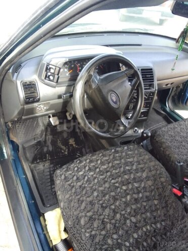 LADA (VAZ) 2112 2004, 136,500 km - 1.6 л - Salyan