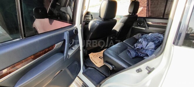 Mitsubishi Pajero 2013, 114,000 km - 3.5 l - Bakı