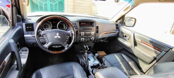 Mitsubishi Pajero 2013, 114,000 km - 3.5 l - Bakı