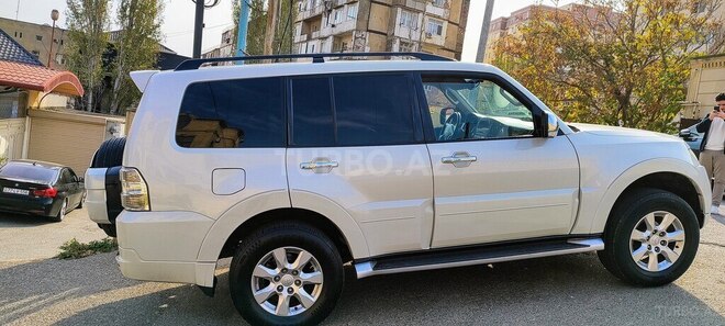 Mitsubishi Pajero 2013, 114,000 km - 3.5 l - Bakı