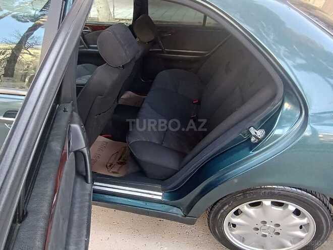 Mercedes E 240 1999, 321,000 km - 2.4 l - Şirvan