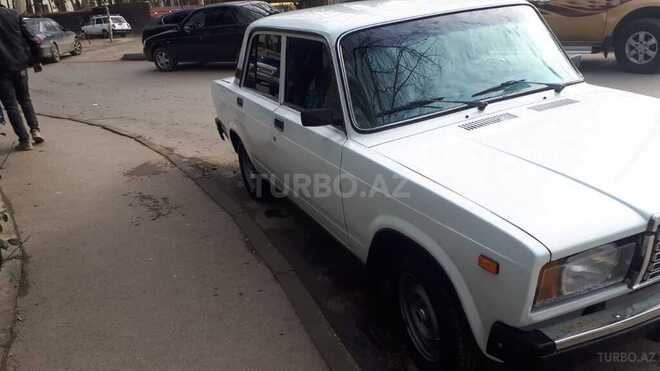LADA (VAZ) 2107 2006, 150,000 km - 1.6 л - Yevlax