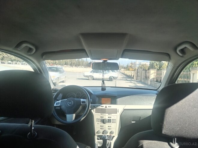 Opel Astra 2007, 430,000 km - 1.4 л - Zaqatala