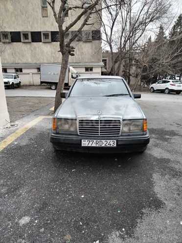Mercedes E 260 1987, 250,000 km - 2.6 л - Bakı