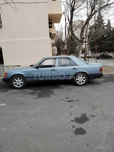 Mercedes E 260 1987, 250,000 km - 2.6 л - Bakı