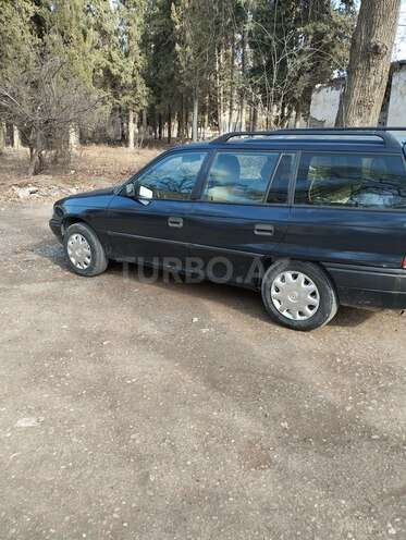 Opel Astra 1994, 550,000 km - 1.8 l - Bakı