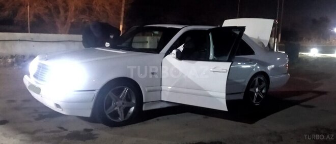 Mercedes E 280 1998, 370,000 km - 2.8 л - Mingəçevir