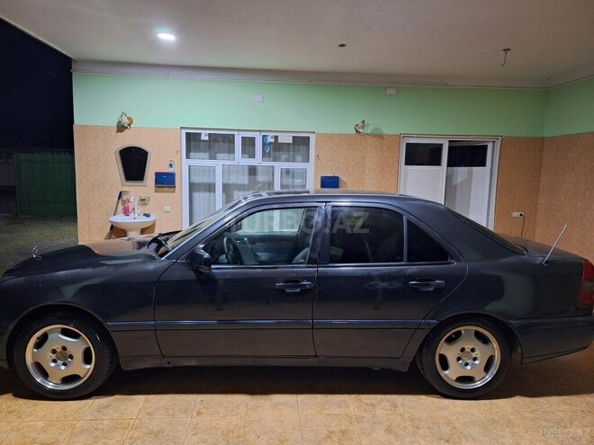 Mercedes C 180 1995, 258,963 km - 1.8 л - Lənkəran